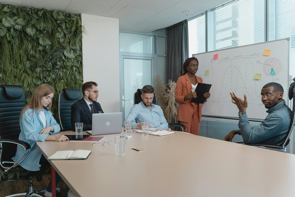 Commerce de gros : guide des obligations et avantages clés