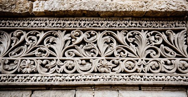 Marbrerie saint cannat : votre spécialiste en décoration en pierre